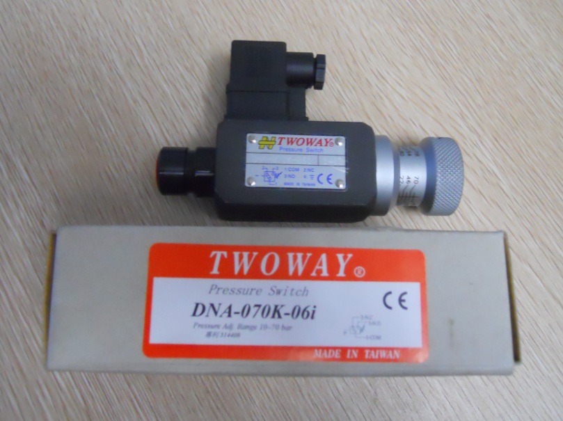 DNL-100K-21B_(ti)TWOWAY_(ki)P(gun)S